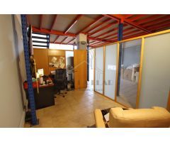 LOCAL COMERCIAL EN LA LLANTIA