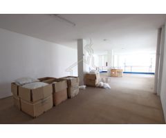 LOCAL COMERCIAL EN LA LLANTIA