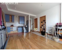 DUPLEX, URBANIZACIÓN PRIVADA.