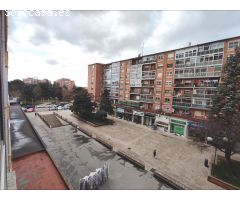 JUNTO AL PARQUE SANTIAGO.
