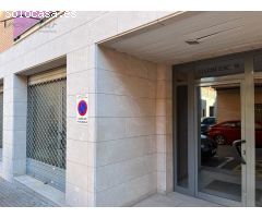 LOCAL COMERCIAL EN MONT-ROIG DEL CAMP