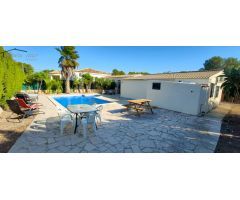 VILLA CON PISCINA PRIVADA