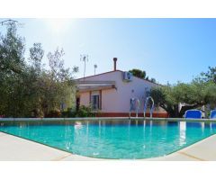 MAGNÍFICA CASA RURAL EN FINCA VALLADA, PRECIO SEMANAL, CON LICENCIA TURISTICA