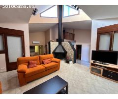 MAGNÍFICO CHALET CON PISCINA A 100M DE LA PLAYA
