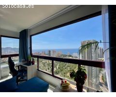 Fantástico piso en venta con vistas panorámicas a las playas de Benidorm