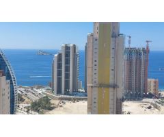 GRAN OPORTUNIDAD! APARTAMENTO EN VIA PARQUE CON VISTAS AL MAR