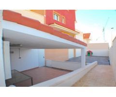 GRAN CHALET DE DOS PLANTAS EN FINESTRAT