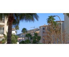 ¡MAGNÍFICO PISO REFORMADO CON 3 HABITACIONES Y 2 PLAZAS DE PARKING EN ALBIR!