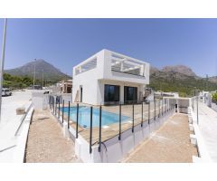 Villa en Venta en Polope, Alicante