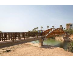 Villa en Venta en Pilar de la Horadada, Alicante