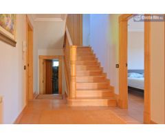 Chalet Independiente en Venta en Bárcena de Cicero, Cantabria