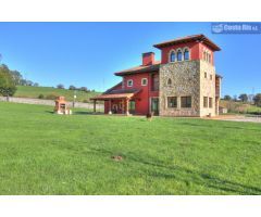 Chalet Independiente en Venta en Bárcena de Cicero, Cantabria
