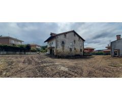 Chalet Independiente en Venta en Bárcena de Cicero, Cantabria