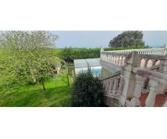 Chalet Independiente en Venta en Bareyo, Cantabria