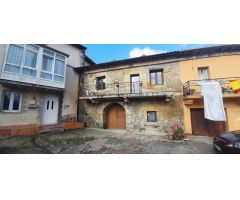 Casa de Pueblo en Venta en Bárcena de Cicero, Cantabria
