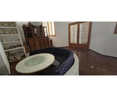 Chalet en Venta en Mutxamel, Alicante