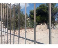 Terreno en venta en calle Escultor Montañés.