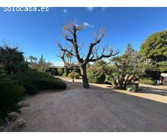 Chalet en Venta en Petrer, Alicante