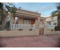 Chalet en Venta en Algorfa, Alicante