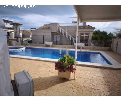 Chalet en Venta en Algorfa, Alicante