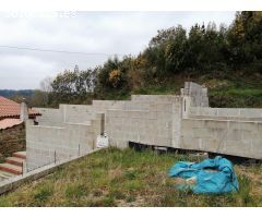 CASA DE PIEDRA PARA RESTAURAR  Y CON FINCA EN SAN SADURNINO
