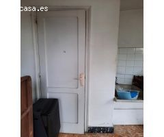 CASA CON FINCA EN ZONA URBANA PARA REFORMAR
