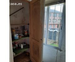 CASA CON FINCA EN ZONA URBANA PARA REFORMAR