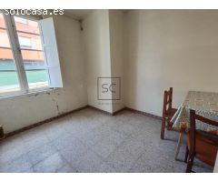 CASA ADOSADA PARA REFORMA EN ZONA URBANA
