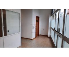 Local Comercial en zona Ayuntamiento Narón