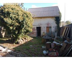 CASA PARA RESTAURAR EN A MALATA-FERROL