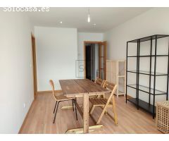 Coqueto apartamento en Narón.