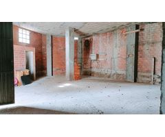 Bajo comercial transformable en viviendas en Ferrol