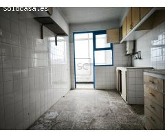 APARTAMENTO PARA REFORMAR EN CATABOIS - FERROL
