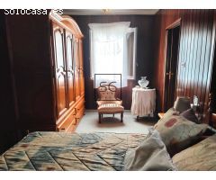 Adosado con 5 habitaciones en Santa Marina, Ferrol