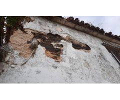 UNIFAMILIAR EN PIEDRA PARA REFORMA EN NARÓN