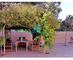 Chalet de lujo en Vistahermosa con 9 dormitorios y 8 baños piscina privada y amplia parcela