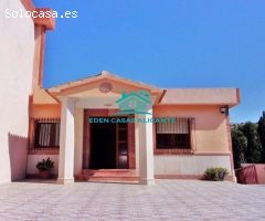 Chalet de lujo en Vistahermosa con 9 dormitorios y 8 baños piscina privada y amplia parcela