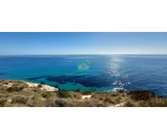 Parcela urbano de 2000m2 en El Campello primera línea de mar