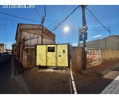 TERRENO URBANIZABLE CON CASA ANTIGUA