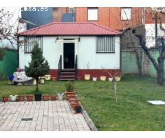 SE VENDE PARCELA URBANA CON CASA PREFABRICADA