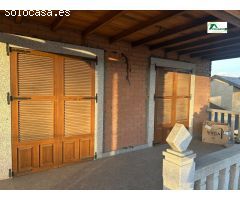 SE VENDE CASA Y LOCAL COMERCIAL EN CACABELOS