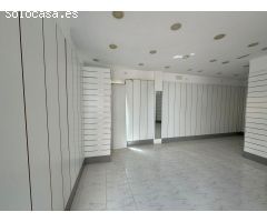 Alquiler local comercial en Bahia Feliz, local B32