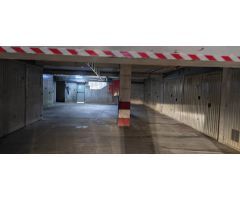 Garaje doble y cerrado en Aviles zona La luz, 25 m. de superficie.