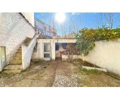 Casa en Venta en Torreperogil, Jaén