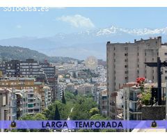 LT / Ático de DOS dormitorios en Granada Centro zona Caleta