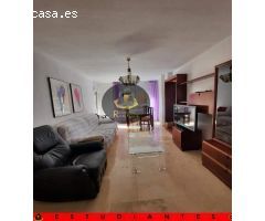 EST / Piso de CUATRO Dormitorios en Centro