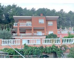 CASA EN VALLIRANA ADAPTADA PARA DOS VIVIENDAS