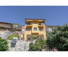 CASA EN VENTA -  VALLIRANA
