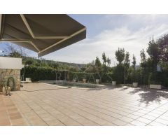 CHALET CON PISCINA - VALLIRANA