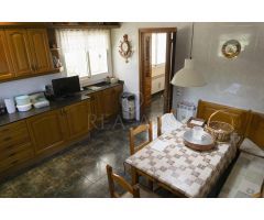 CHALET CON PISCINA - VALLIRANA